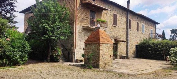 8-Zimmer Haus in Castiglion Fiorentino, Italy, Nr. 219075 3