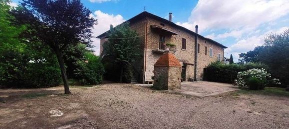 8-Zimmer Haus in Castiglion Fiorentino, Italy, Nr. 219075 4