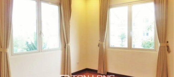 5 bedrooms Villa in Long Bien, Vietnam No. 3414 7