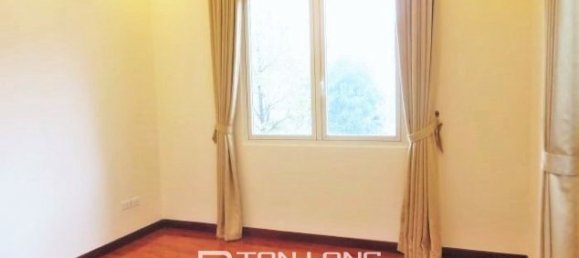 5 bedrooms Villa in Long Bien, Vietnam No. 3414 10