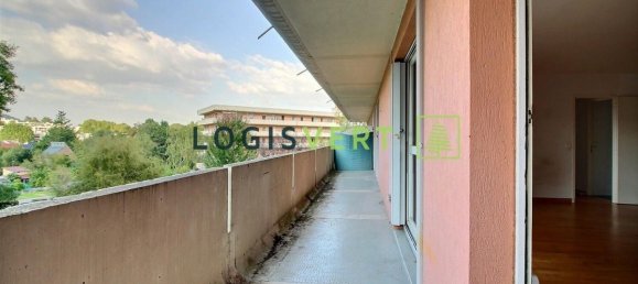 2 bedrooms Apartment in Villebon-sur-Yvette, France No. 174347 2