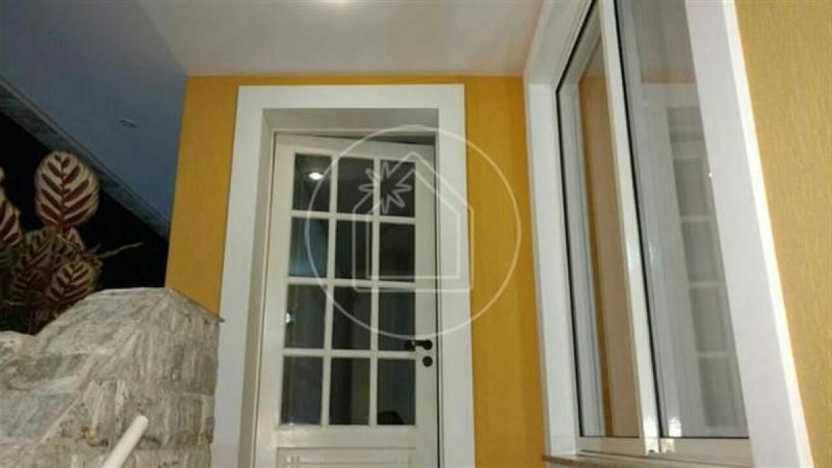 4 bedrooms House in Rio de Janeiro, Brazil No. 539144