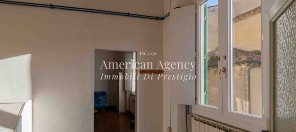 3غرفة شقة في Florence, Italy رقم 45572 4