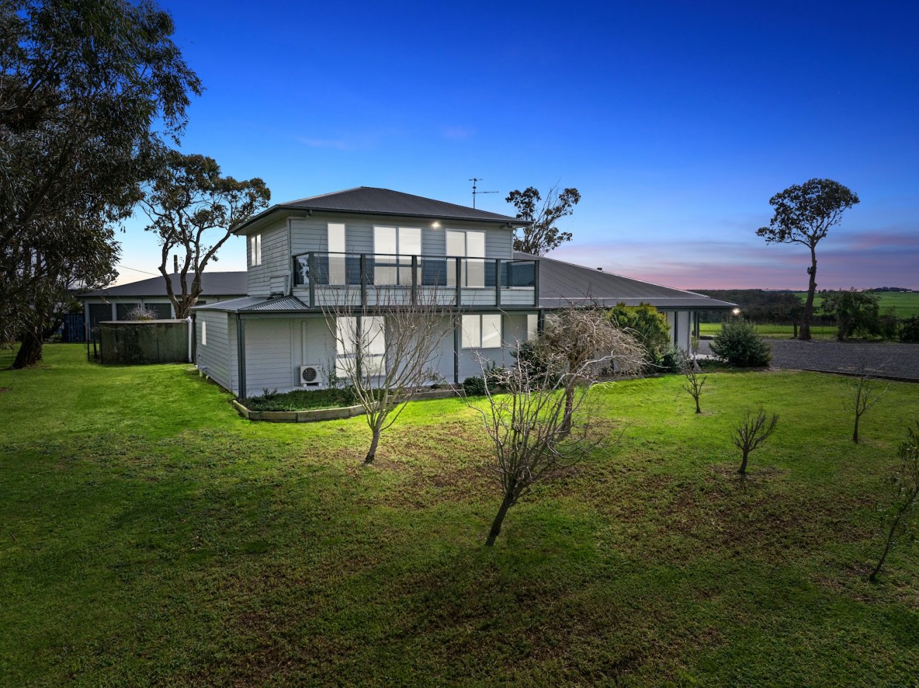 4 bedrooms Farm in Inverloch, Australia No. 272
