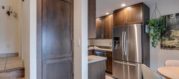 2 bedrooms House in British Columbia, Canada No. 1314 11