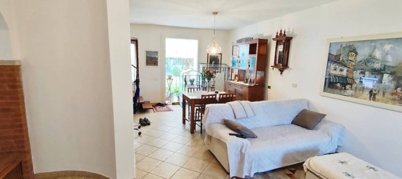 3 bedrooms House in Monzambano, Italy No. 154567 2