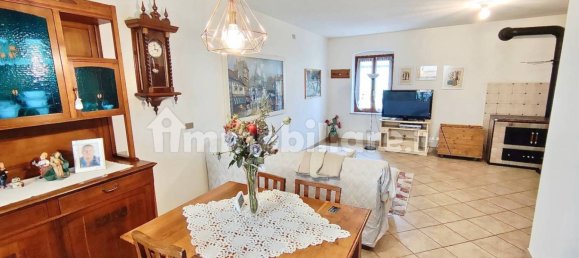 3 bedrooms House in Monzambano, Italy No. 154567 4