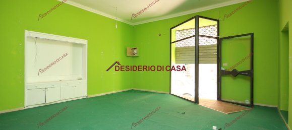 Коммерческая недвижимость с 3 комнатами в Термини Имерезе, Италия № 143252 14