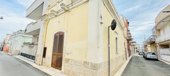 Casa de 3 habitaciónes en Valenzano, Italy No. 30761 12