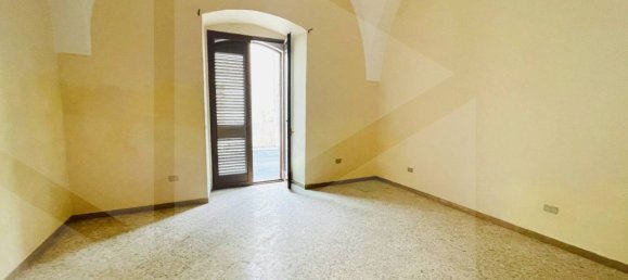 Casa de 3 habitaciónes en Valenzano, Italy No. 30761 4