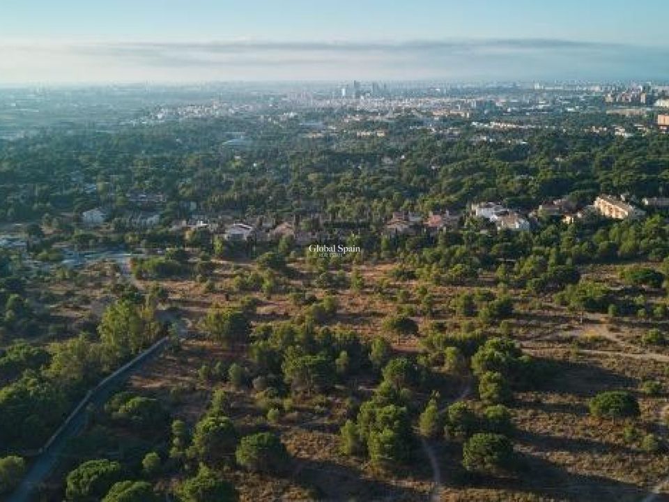 4 bedrooms Townhouse in Godella, Spain No. 190922