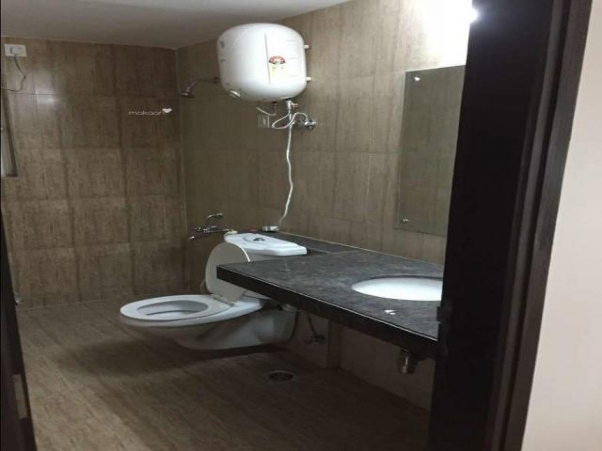 3 bedrooms House in Noida, India No. 26111