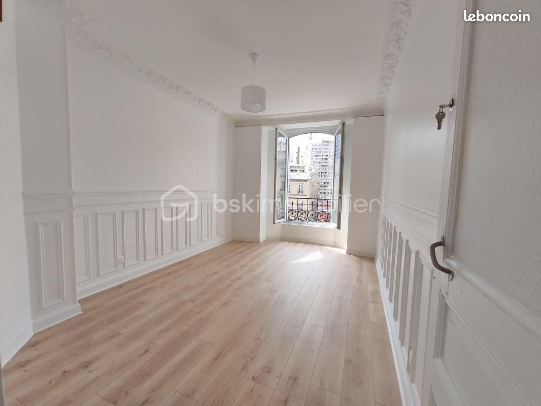 2 Schlafzimmer Wohnung in Aubervilliers, France, Nr. 334171