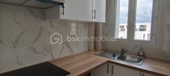 2 Schlafzimmer Wohnung in Aubervilliers, France, Nr. 334171 3