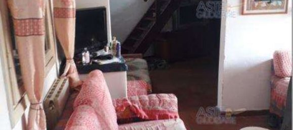 3 bedrooms Apartment in Livorno, Italy No. 381762 19