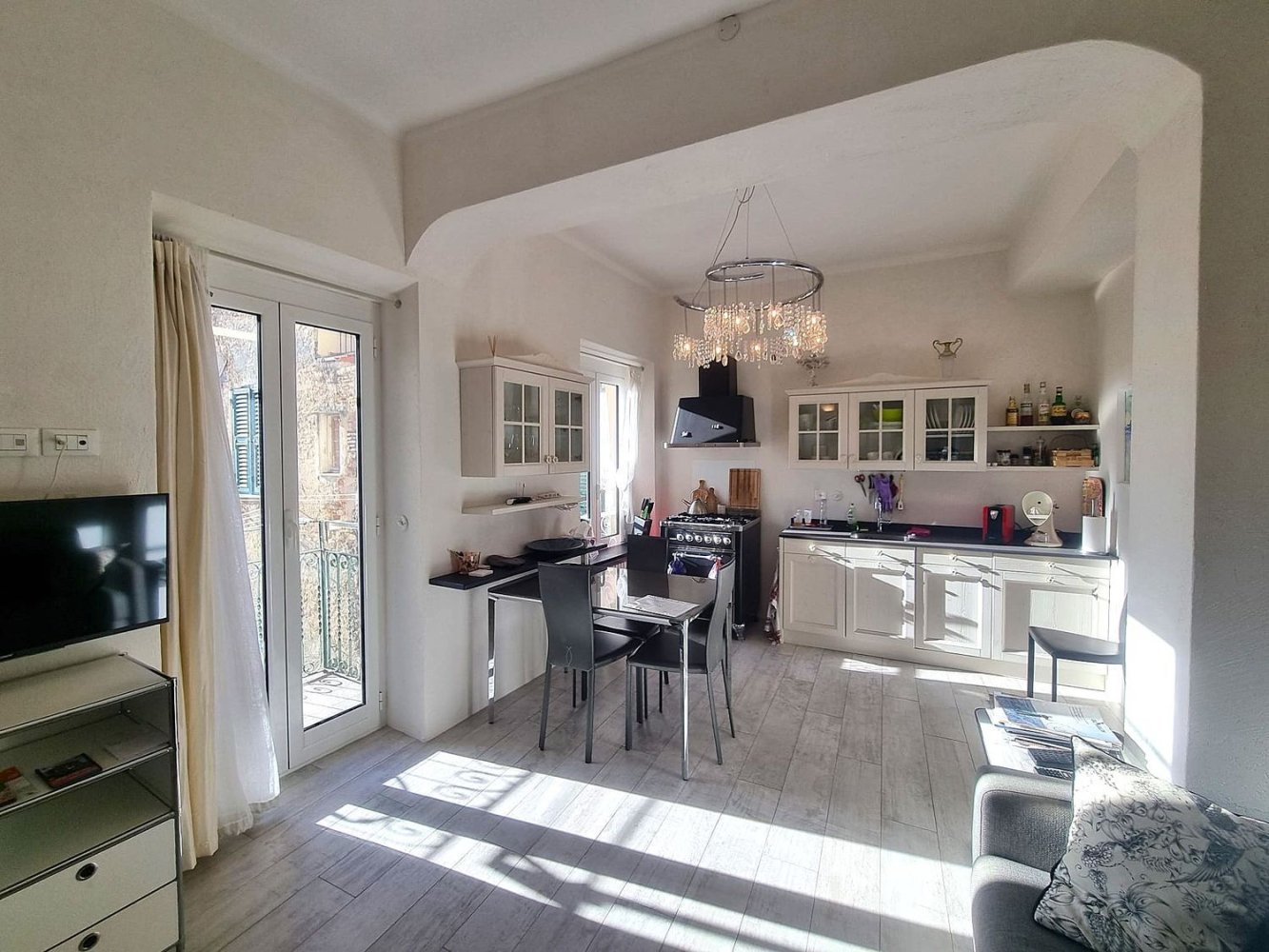 3 rooms Apartment in Finale Ligure, Italy No. 57655