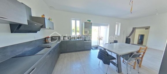 Casa de 2 dormitorios en Perceneige, France No. 301701 2