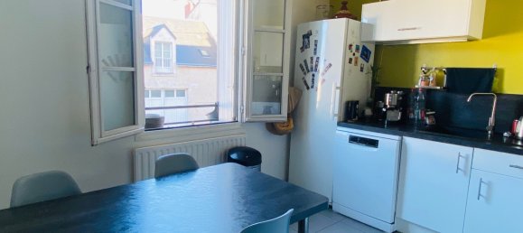 Apartamento de 3 dormitorios en Blois, France No. 95328 4