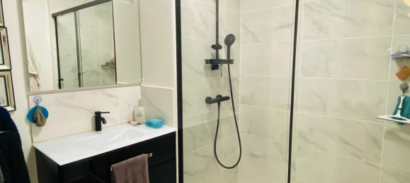 Apartamento de 3 dormitorios en Blois, France No. 95328 9