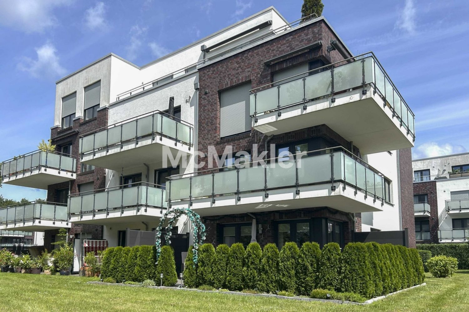 Квартира с 2 спальнями в Штаде, Германия № 227120