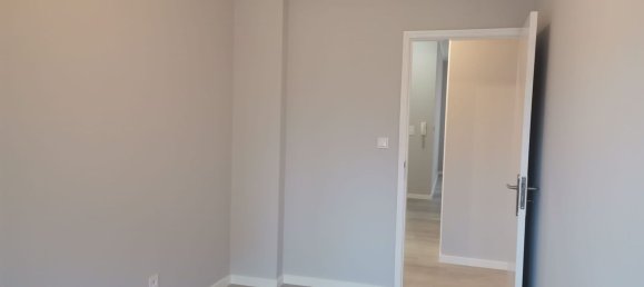 3 bedrooms Apartment in Loures, Portugal No. 93504 12