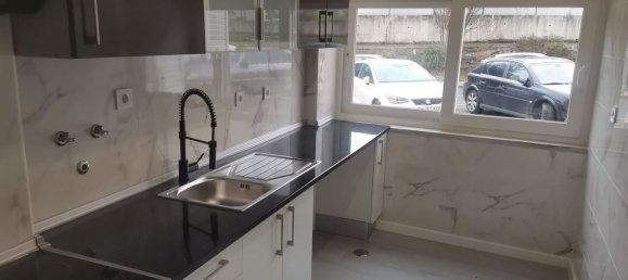 3 bedrooms Apartment in Loures, Portugal No. 93504 2