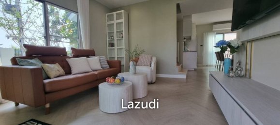 3 bedrooms House in Pattaya, Thailand No. 26824 2