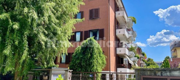 4 Schlafzimmer Penthouse in Busto Arsizio, Italy, Nr. 331008 2