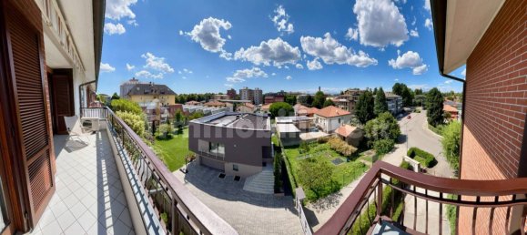 4 Schlafzimmer Penthouse in Busto Arsizio, Italy, Nr. 331008 16