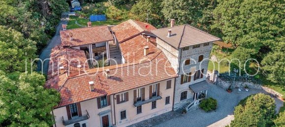 8 bedrooms House in Como, Italy No. 326205 12