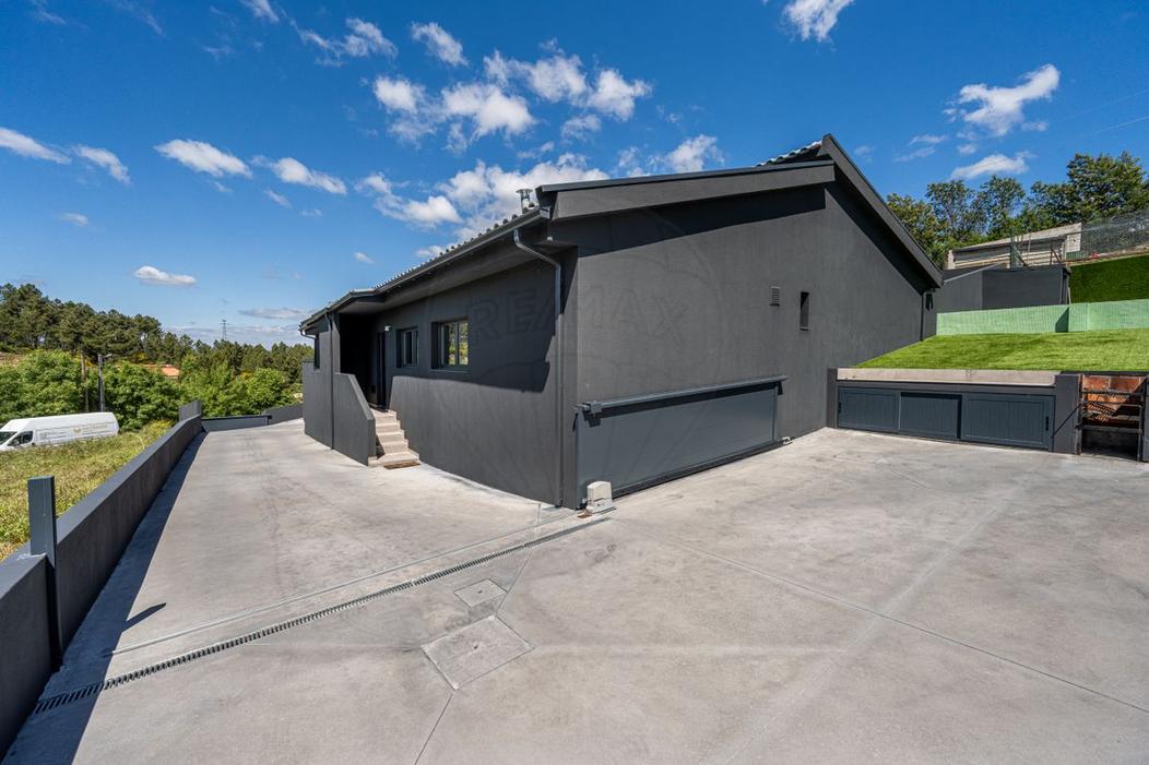 3 chambres Maison à Chaves, Portugal No. 19521