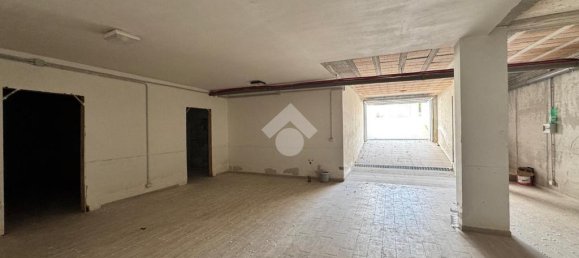 2 bedrooms House in Bari, Italy No. 145704 6