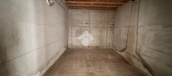 2 bedrooms House in Bari, Italy No. 145704 12