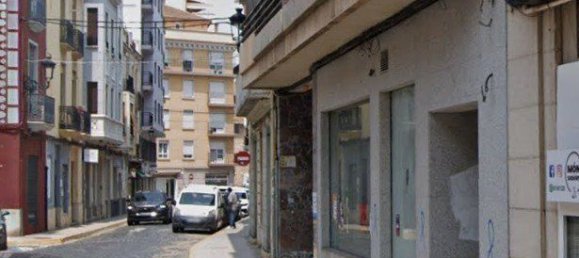 410m² Commercial property in Carcaixent, Spain No. 142110 3