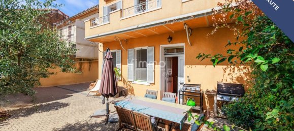 5 bedrooms House in Marseille, France No. 345092 2