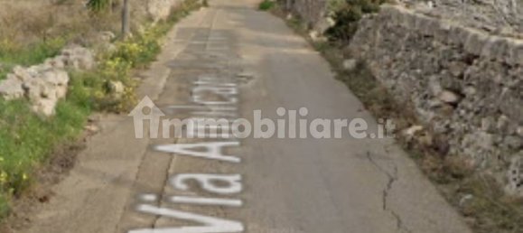 Almacén de 1 habitación en Statte, Italy No. 292588 3