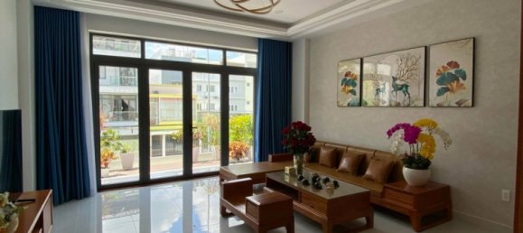 90m² Townhouse in District 7, Vietnam No. 7858 3