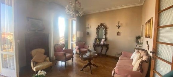 3 bedrooms Penthouse in Pisa, Italy No. 264792 3