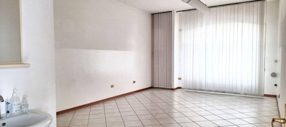 73m² Office in Gorizia, Italy No. 317074 11
