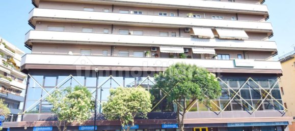 5 rooms Building in Pescara, Italy No. 281448 2