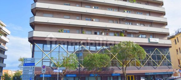 5 rooms Building in Pescara, Italy No. 281448 6