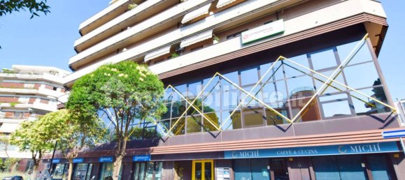 5 rooms Building in Pescara, Italy No. 281448 3