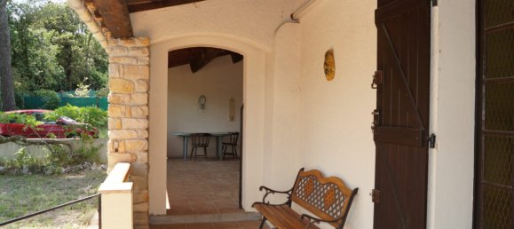 3 bedrooms Villa in Gareoult, France No. 298471 4