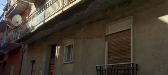 3 rooms Apartment in Palagonia, Italy No. 111447 7