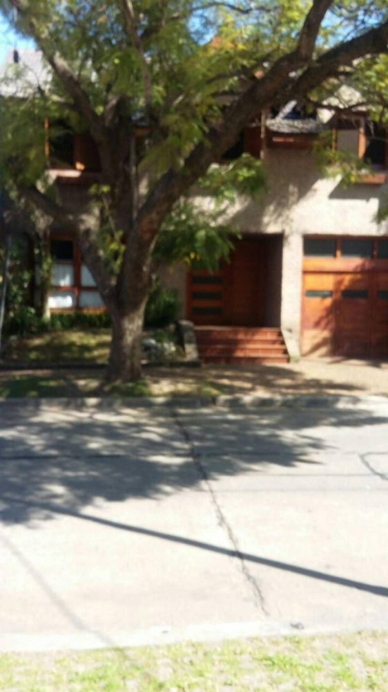 2 bedrooms House in Quilmes, Argentina No. 21184