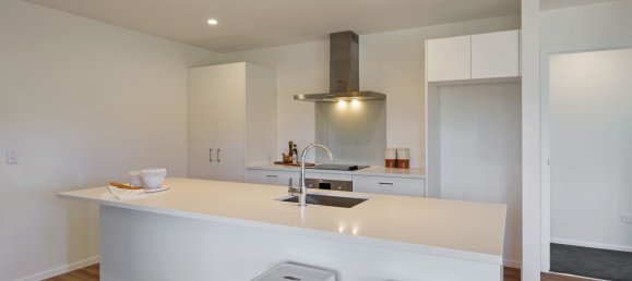 4 bedrooms House in Paraparaumu, New Zealand No. 132 6