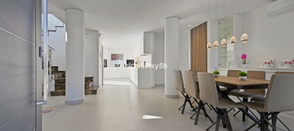 6 bedrooms Villa in Marbella, Spain No. 149160 4