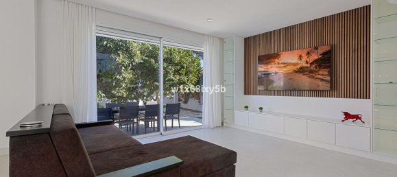 6 bedrooms Villa in Marbella, Spain No. 149160 7