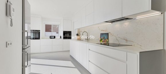 6 bedrooms Villa in Marbella, Spain No. 149160 8