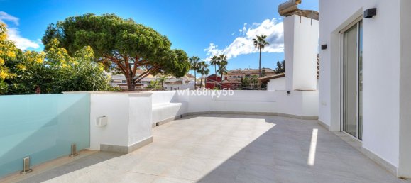 6 bedrooms Villa in Marbella, Spain No. 149160 30